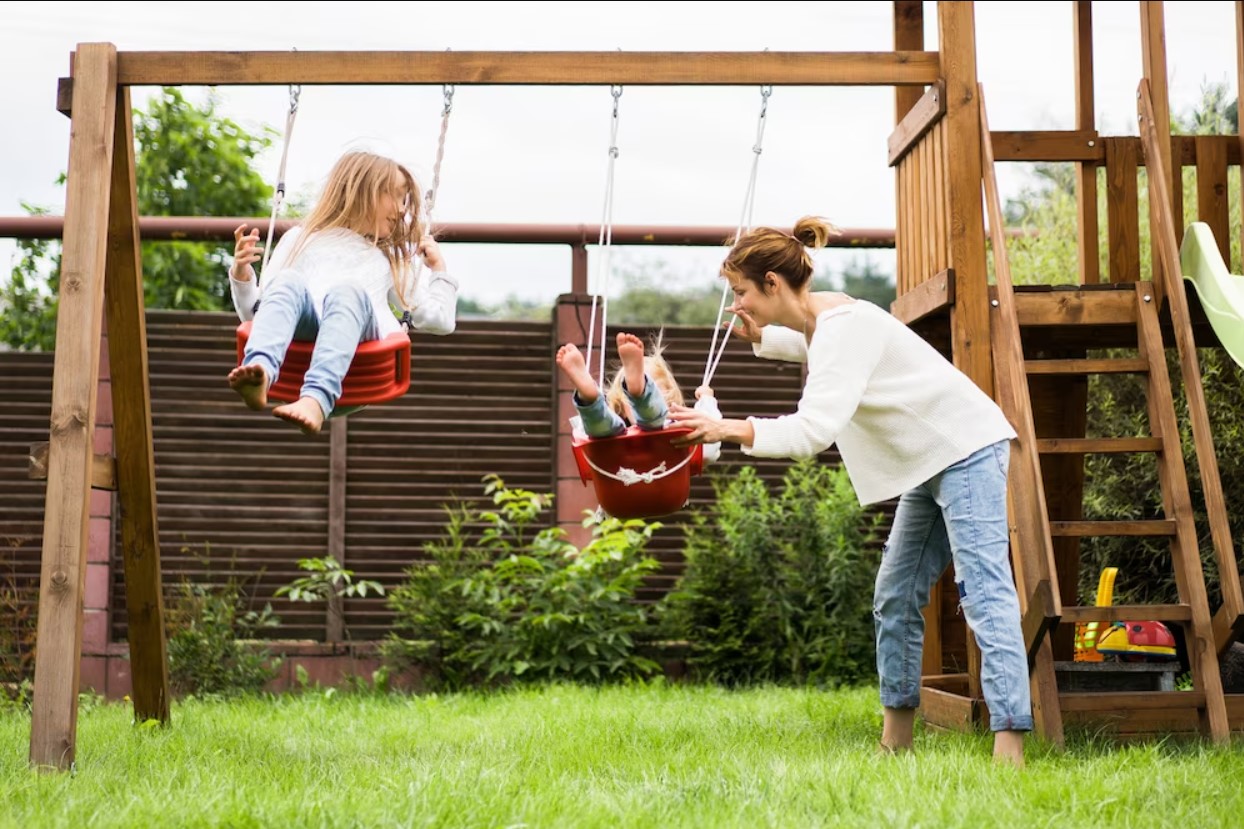 Jak zorganizować ogród do zabaw z dziećmi?
